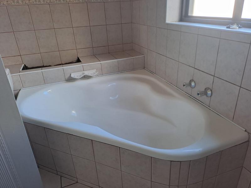 To Let 3 Bedroom Property for Rent in Rooi Rivier Rif Western Cape